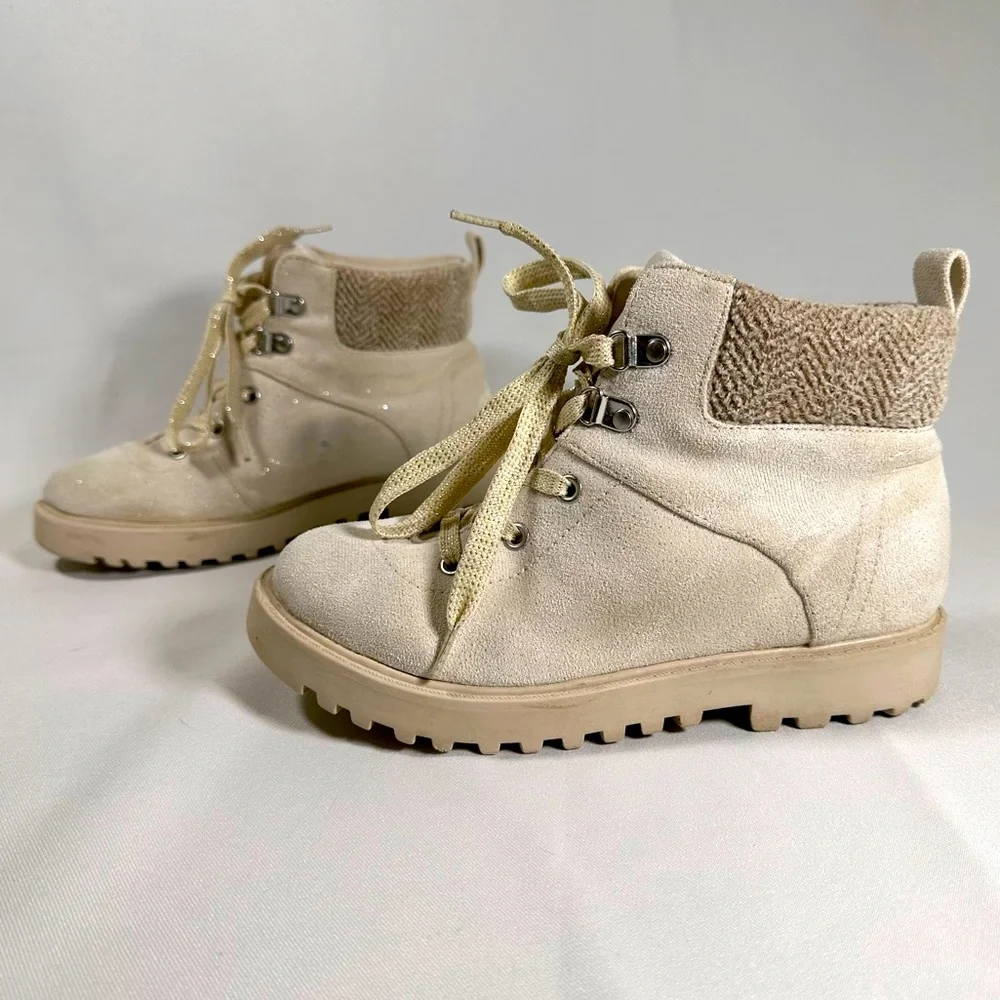 Kohls Boots Muscovy Cream Ivory Suede Touch Lace-up Girl size 2 M